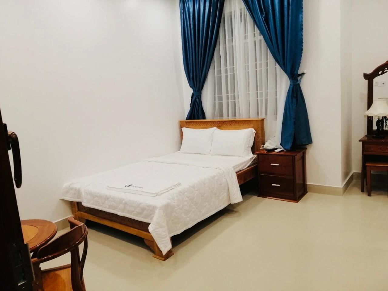 Khach San Tuyet Hien Hotel Phu Quoc Bagian luar foto