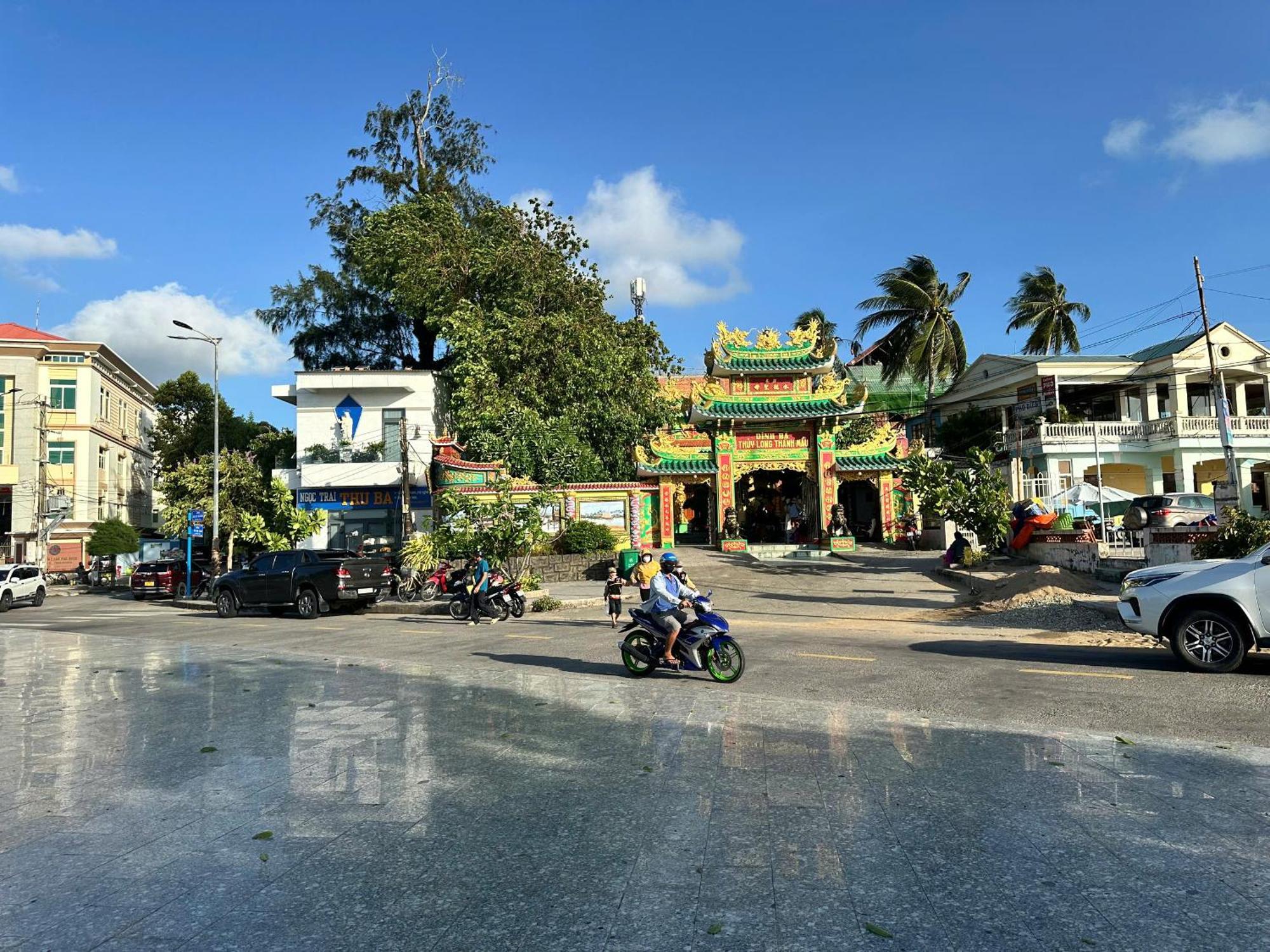 Khach San Tuyet Hien Hotel Phu Quoc Bagian luar foto