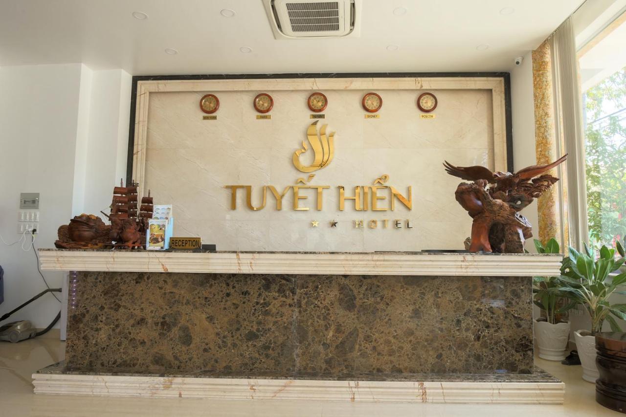 Khach San Tuyet Hien Hotel Phu Quoc Bagian luar foto