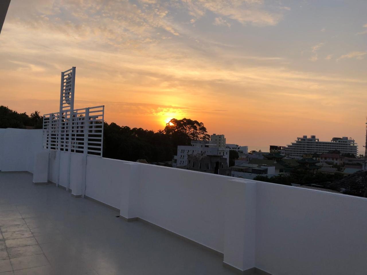 Khach San Tuyet Hien Hotel Phu Quoc Bagian luar foto